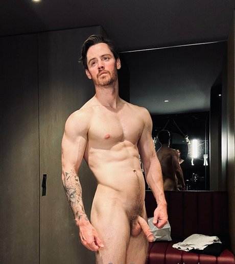 danbenson modèle chaud galerie