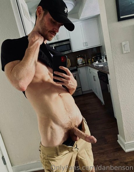 danbenson xxx étoile images