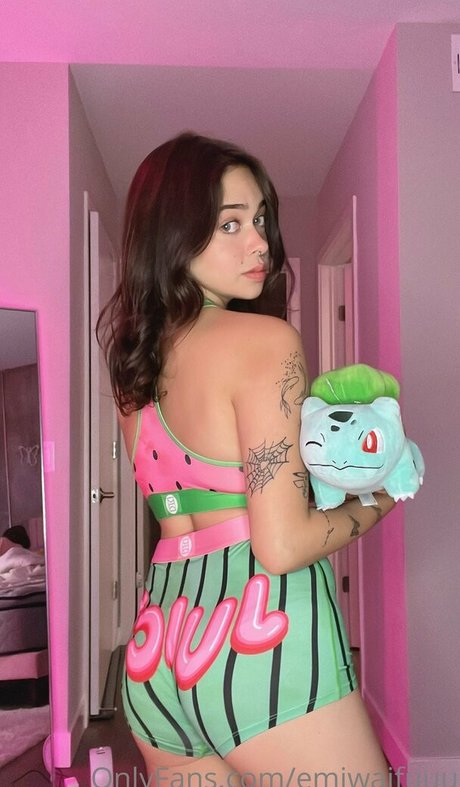 emiserinaa modelo sexy foto