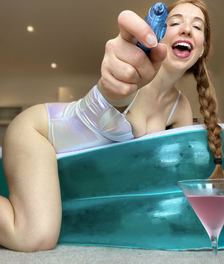 redbuns desnudos estrella galerías