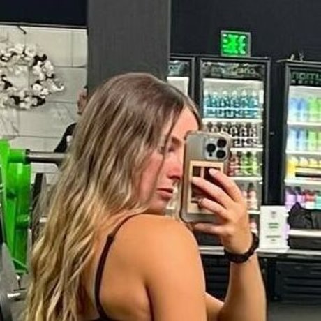 Makayla Mcquoid exclusive star images