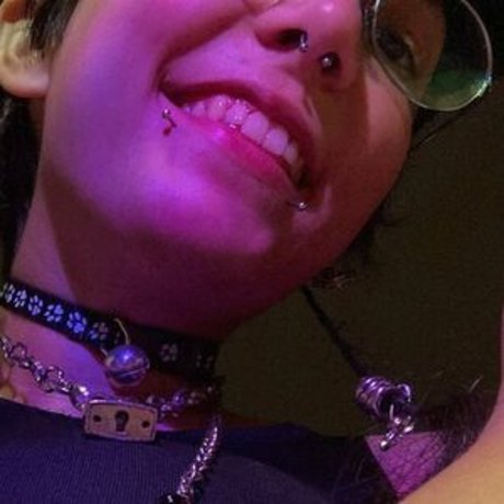 itzel2002free nudes model picture