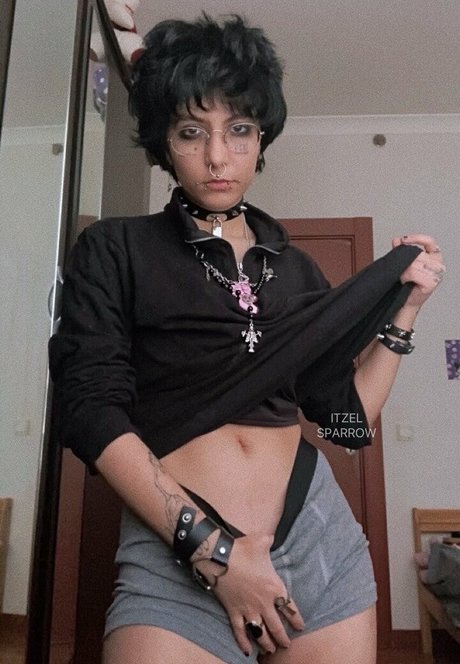 itzel2002free exclusive actress photo