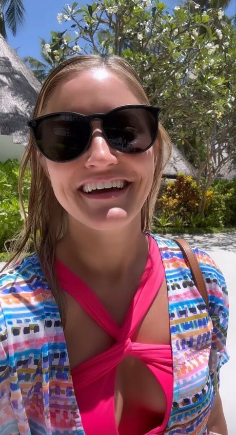 iJustine étoile sexy photo