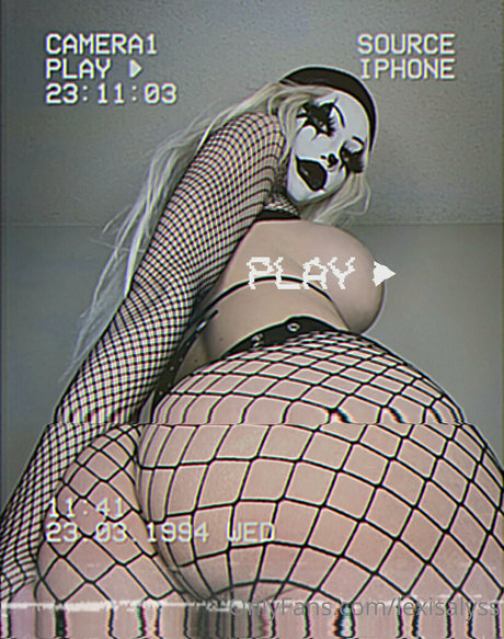 lexisalyss pornstar naked photo
