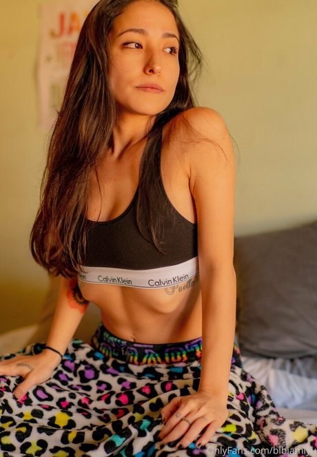 Bia Miyuki étoile sexy images