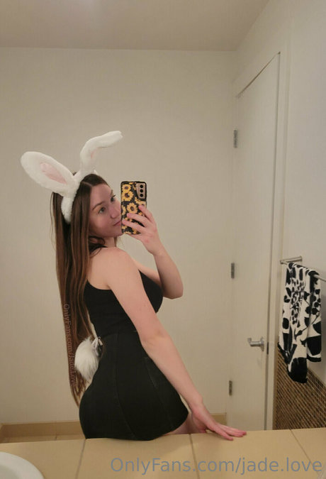 Jade Love belle actrice galerie