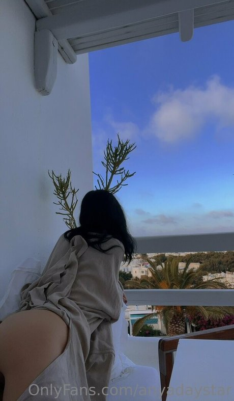 anyadaystar actriz libre imágenes