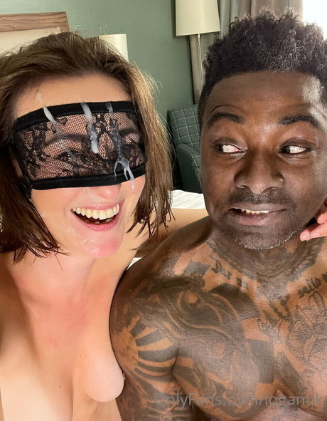 loganuk modelo xxx galerías