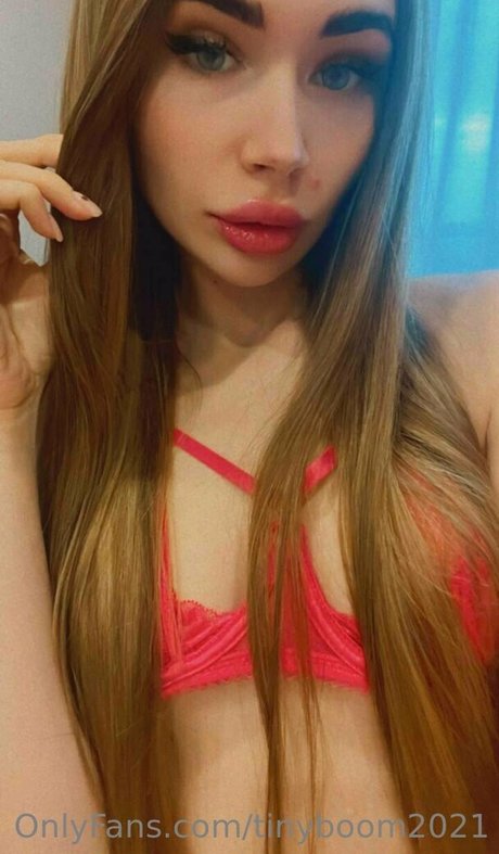 tinyboom2021 modèle chaud archive