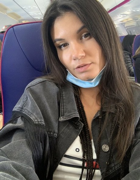 nicolefreee star du porno belle archive