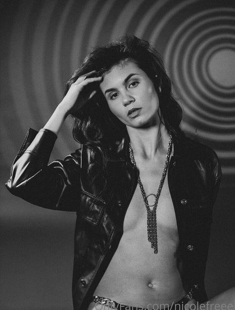 nicolefreee sexe star du porno collection