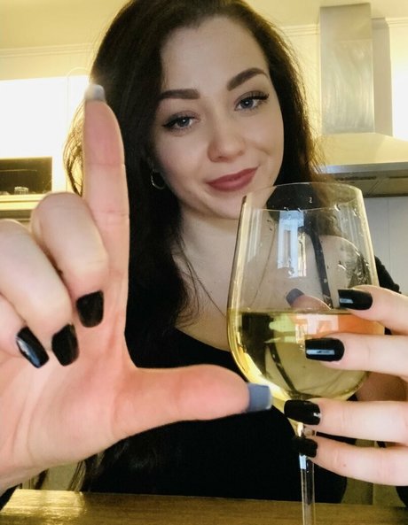 moneydomk modèle exclusif photo