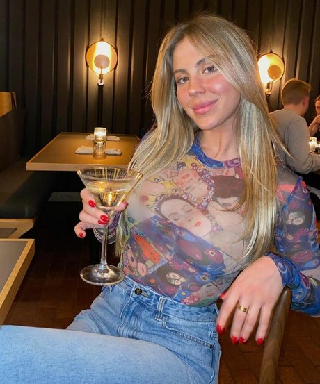 Beatrice Bouchard estrella del sexo imágenes