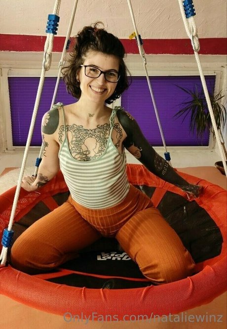 nataliewinz star sexy images
