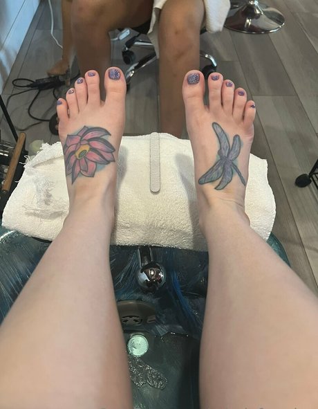 mindofmarina actrice érotique des photos