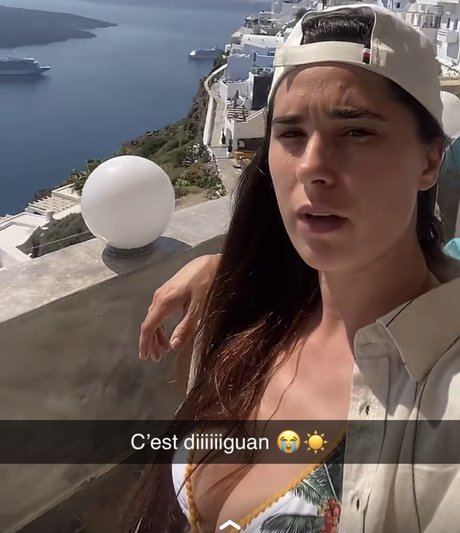 Laura Petard star du porno chaude archive