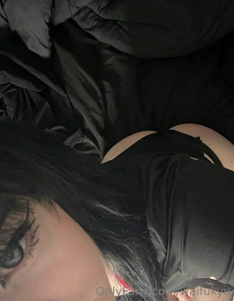 wuvkyu star érotique galeries