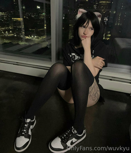 wuvkyu jolie star du porno collection