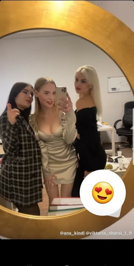 Oksana Neveselaya étoile hd img