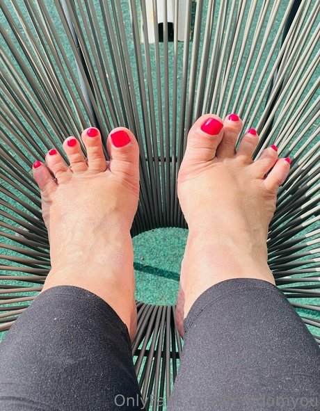 femdomyou estrella bonita archivo