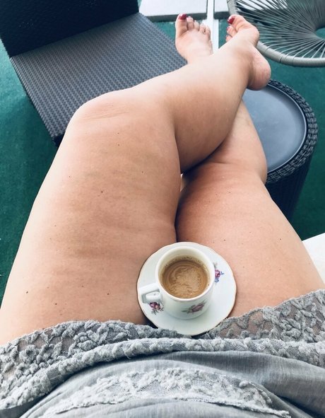 femdomyou actrice chaude archive