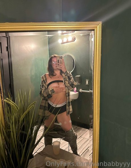 vanbabbyyy modèle artistique photos