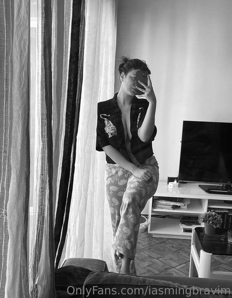 nimsaigb hot model picture