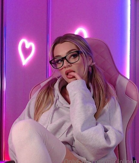 mikennaprior estrella sexy imágenes