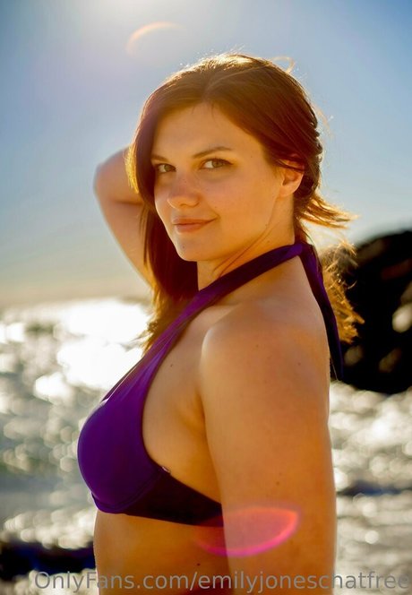 emilyjoneschatfree hd model photos
