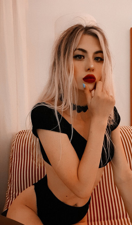 ASMR Onuri model porn pictures