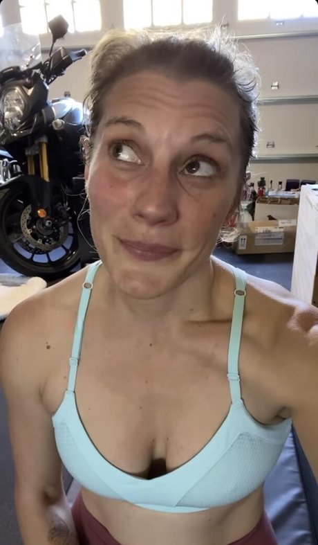 Katee Sackhoff modèle de haute qualité photo