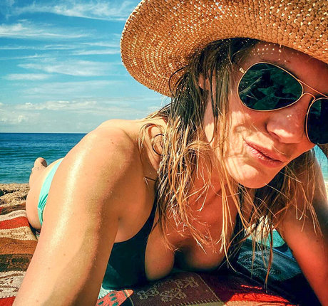 Katee Sackhoff star img