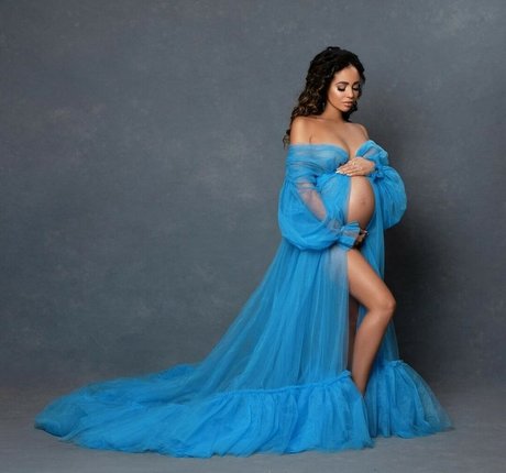 Vanessa Morgan actrice porno galeries