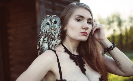 Lyllaangel modèle xxx des photos