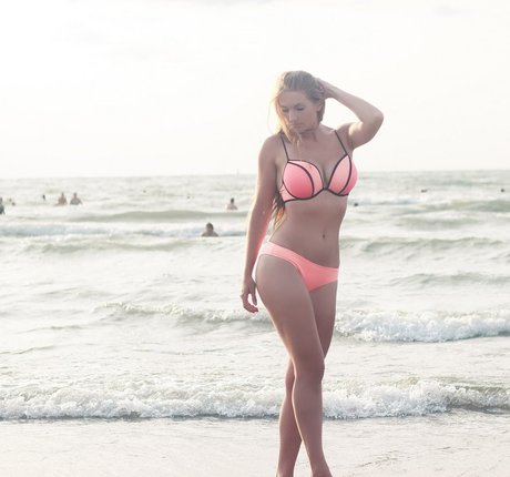 Lyllaangel modèle photo