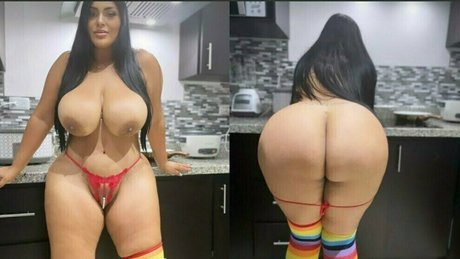 ariana baby girl estrella porno adulto foto