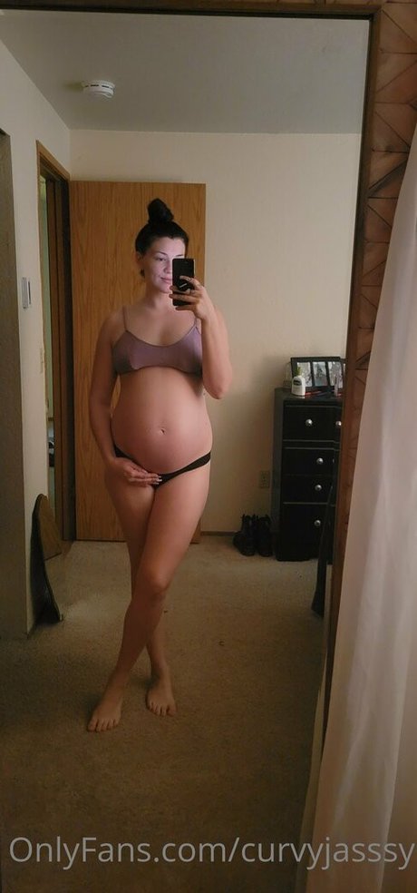 curvyjasssy étoile exclusive photos