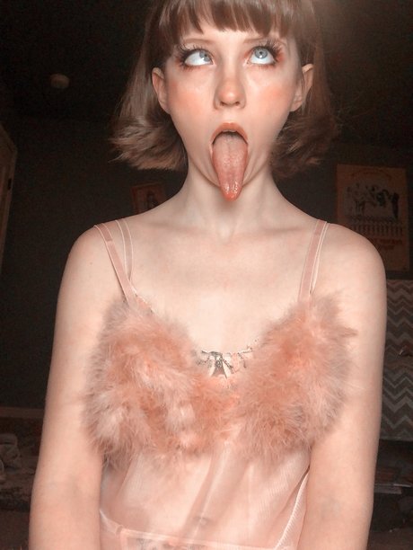 Alexa Aries model adult photos