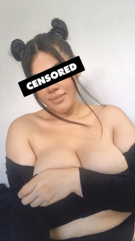 AddictedtoAyla model hd picture