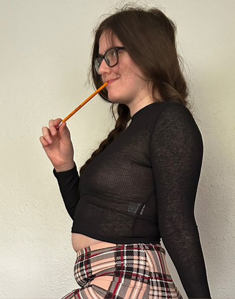 Addison Bea Good Girl art model photo