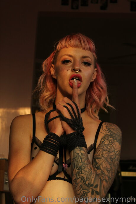 Kitten Nymph star du porno hd images