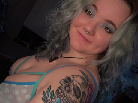 Pae pornstar img