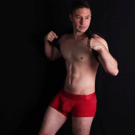 Pablo Alvarez adult model image
