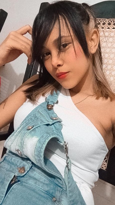 Olni a perfect actress images