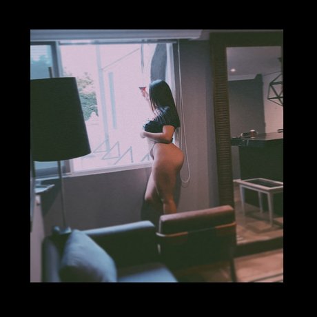 Paola Barajas star hot pictures