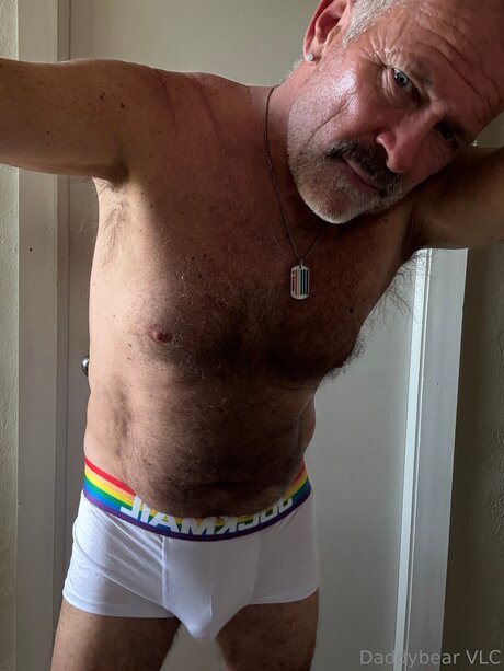 Daddy bear model hot pictures