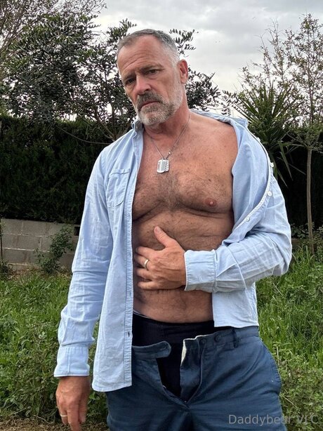 Daddy bear nice model pics