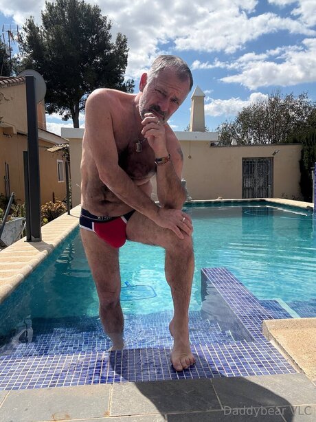 Daddy bear model sexy pics