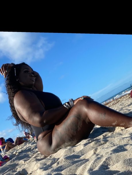 GlammAzhon star free pics